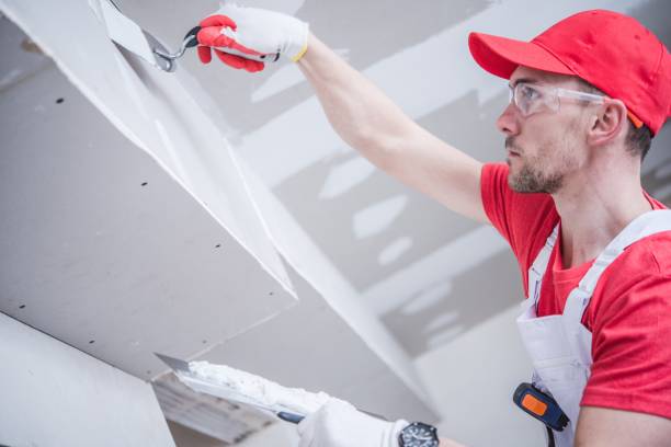 Best Trim and Molding Painting  in Clearlake Riviera, CA